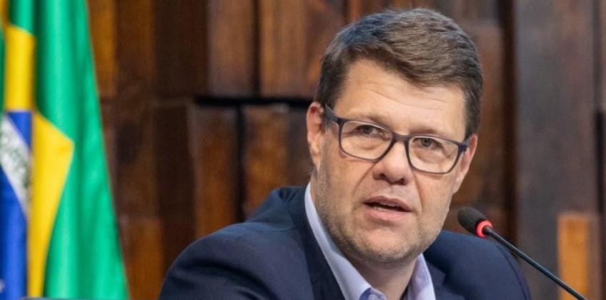 Lei proposta por Tutuca amplia licença para servidores cuidarem de filhos com deficiência ou doença rara